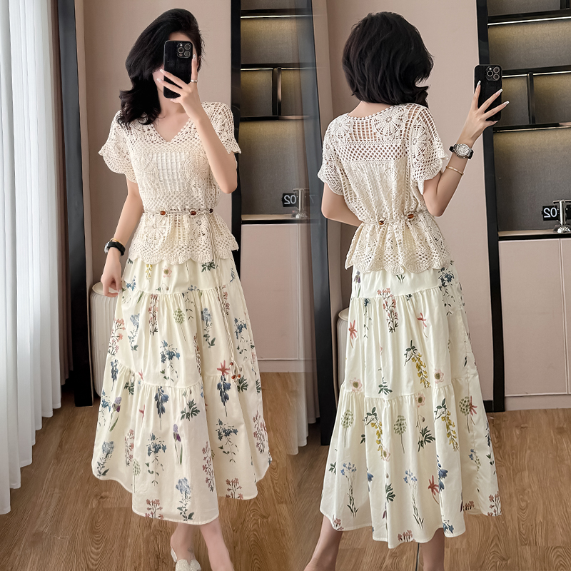 Women's 3-Piece Vintage Cutout Lace-Up Cami Top and Floral Cake Skirt Set with Belt - Image 2