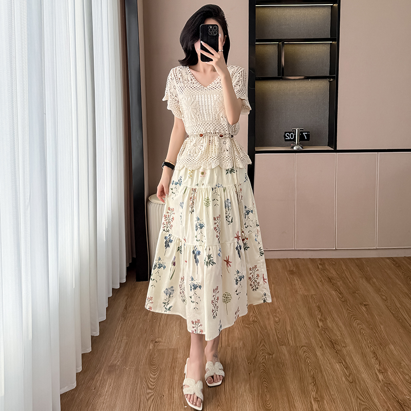 Women's 3-Piece Vintage Cutout Lace-Up Cami Top and Floral Cake Skirt Set with Belt - Image 5